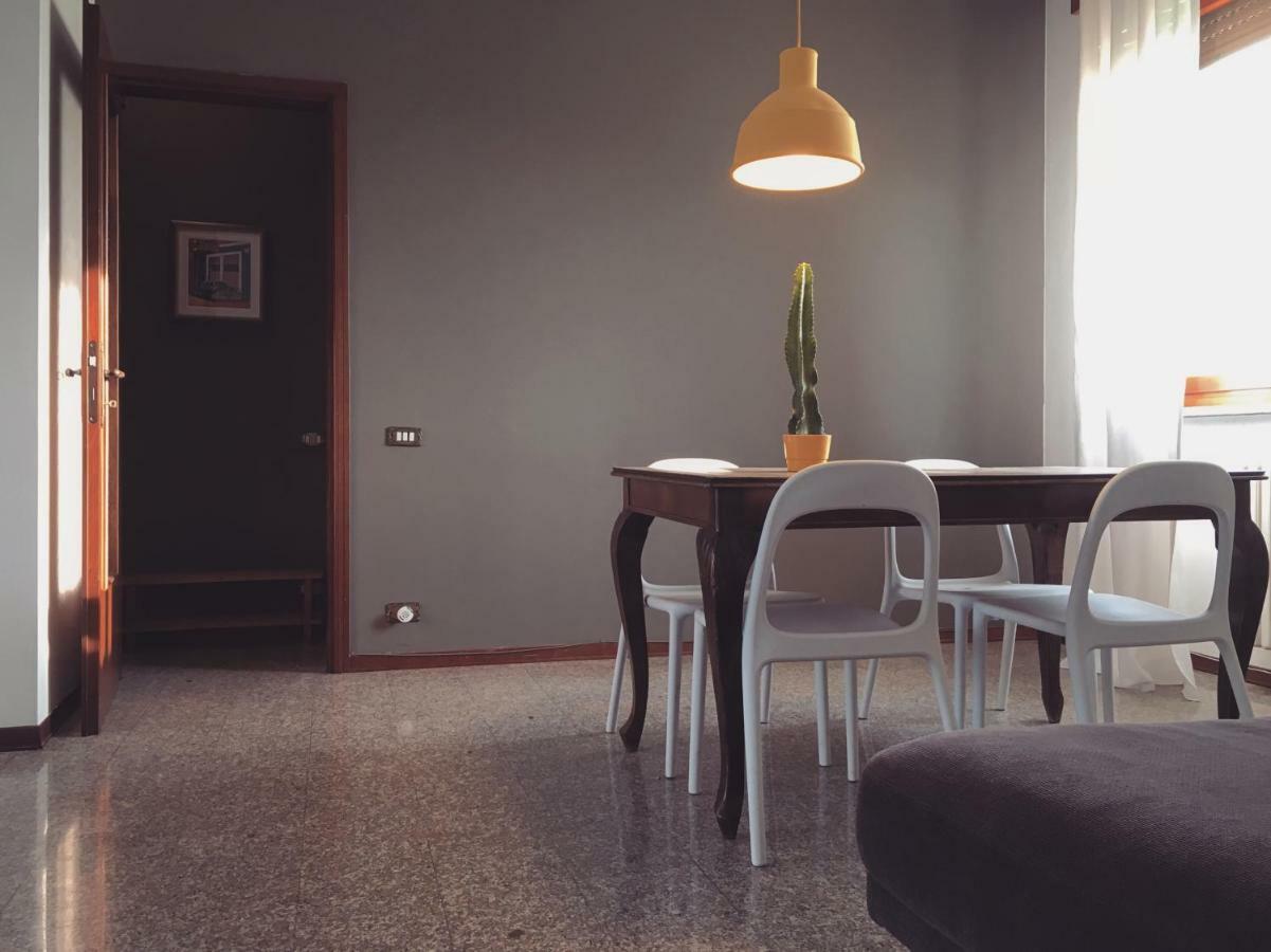 Sunny Family Apartment In Villa - Humanitas Forum Ieo Pieve Emmanuele Exterior foto
