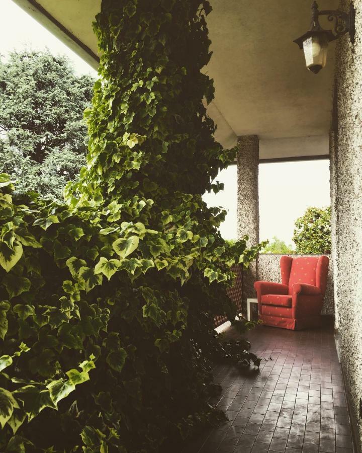 Sunny Family Apartment In Villa - Humanitas Forum Ieo Pieve Emmanuele Exterior foto